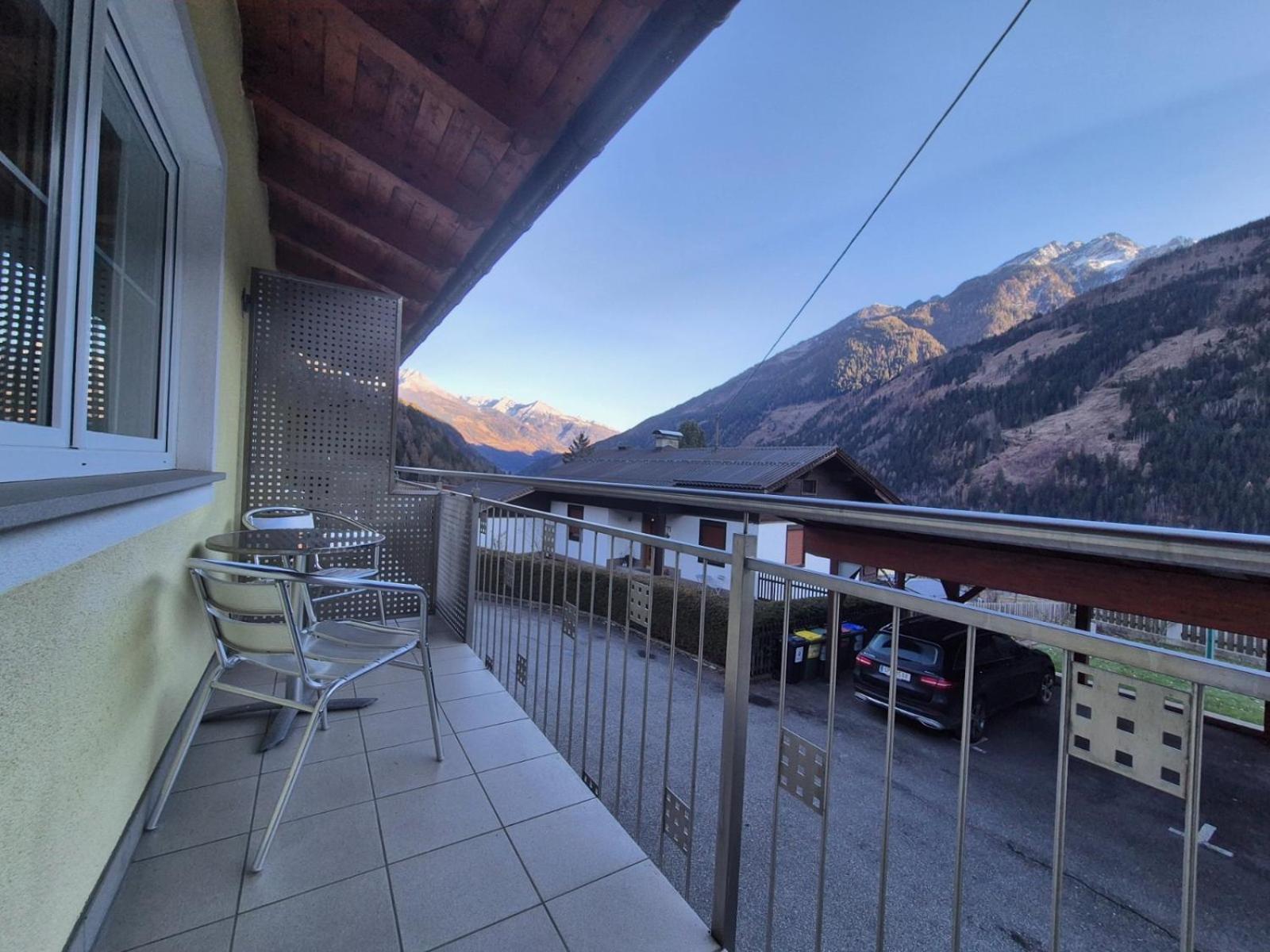 Appartementhaus Flattach Goritschnig Exterior foto